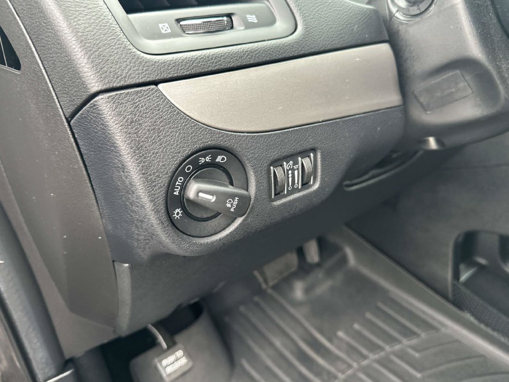Used 2017 Dodge Grand Caravan GT FWD image 20