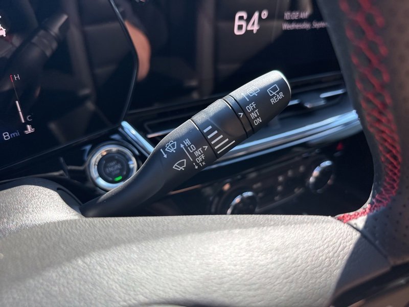 New 2025 Chevrolet Trax RS w/ Sunroof Package image 27