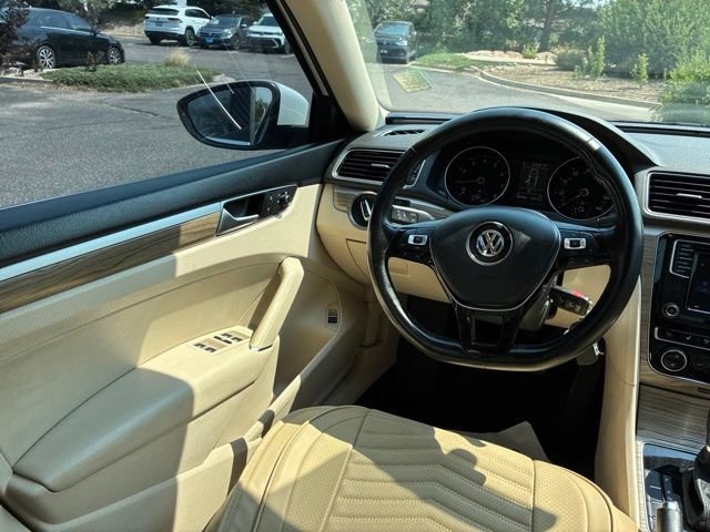 Used 2016 Volkswagen Passat 1.8T SE FWD image 18