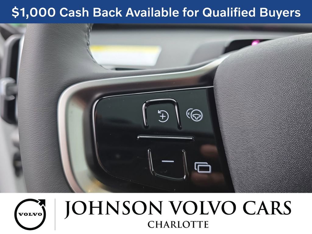 New 2025 Volvo EX30 Plus w/ Protection Package Premier image 17