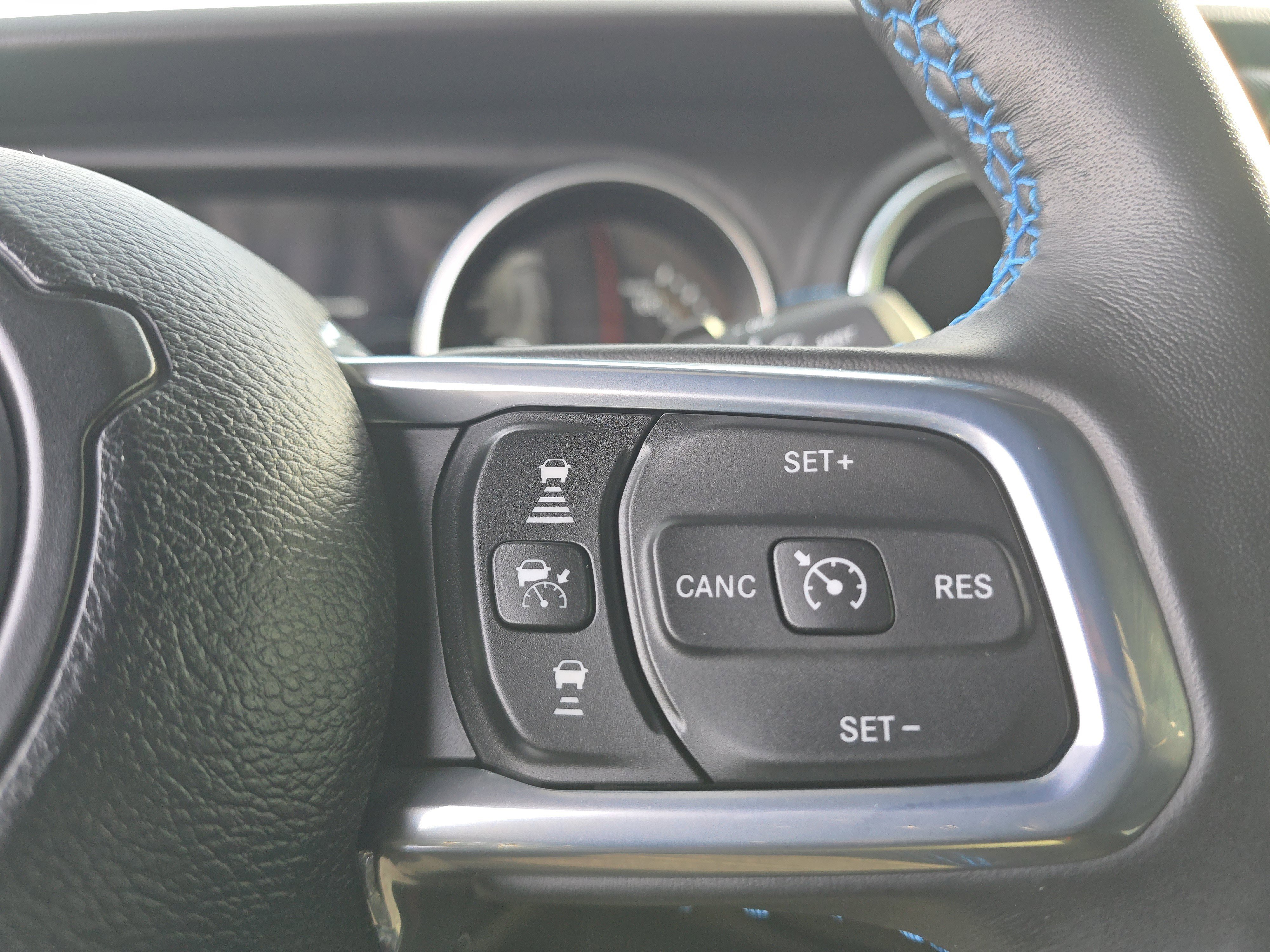 Used 2022 Jeep Wrangler Unlimited Rubicon 4xe w/ Cold Weather Group image 33