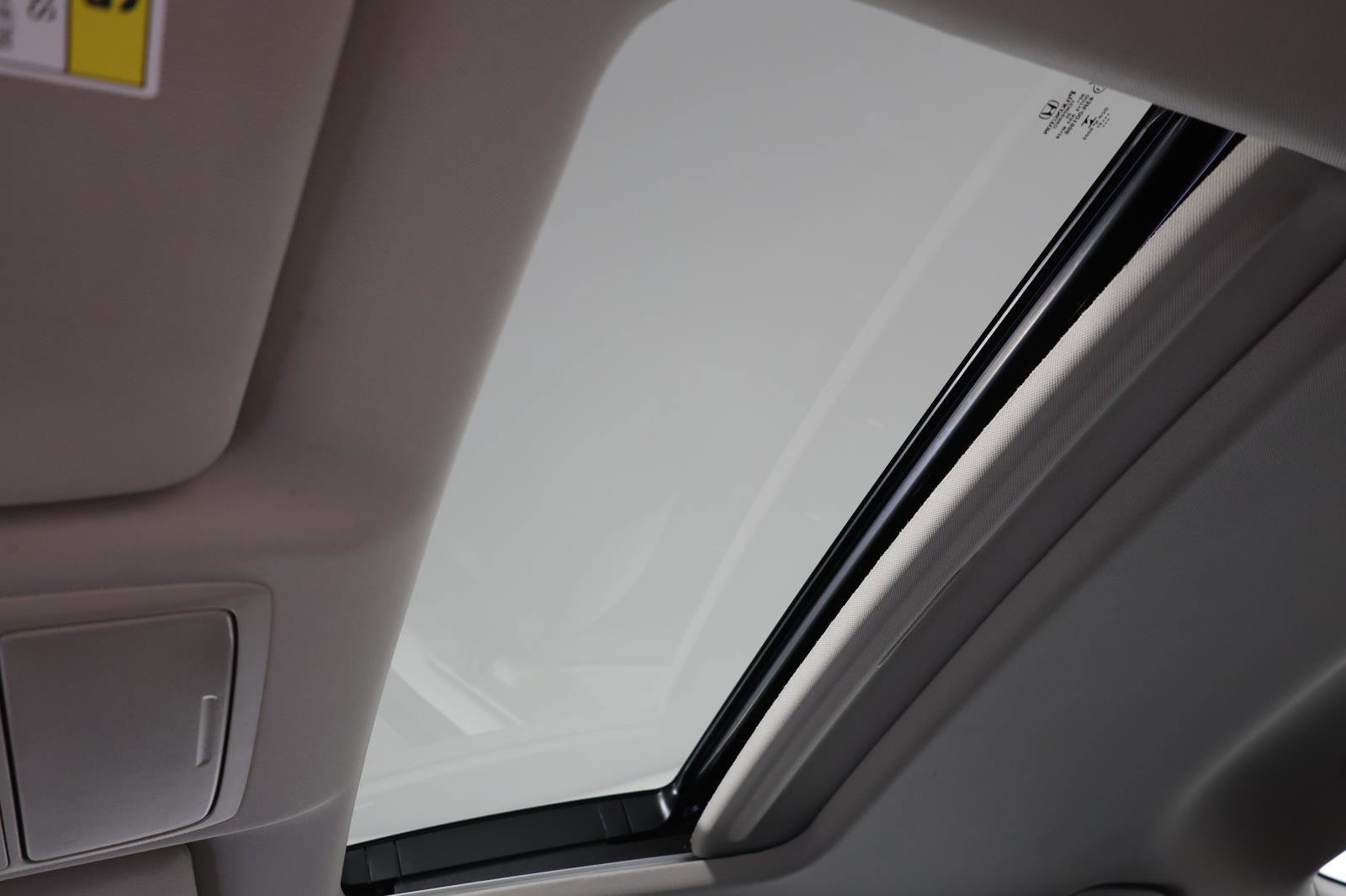 Used 2021 Honda Accord Touring image 24
