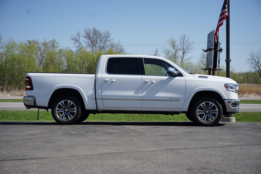 Used 2023 RAM 1500 Limited AWD/4WD image 2