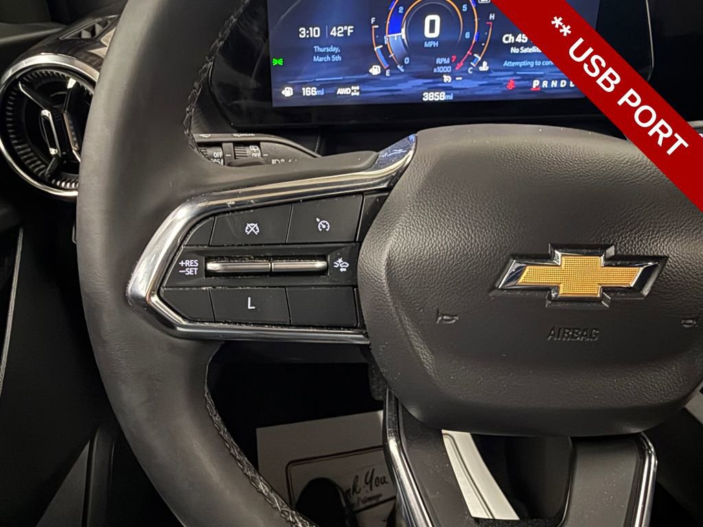 Used 2025 Chevrolet Equinox LT w/ Safety and Technology Package image 18