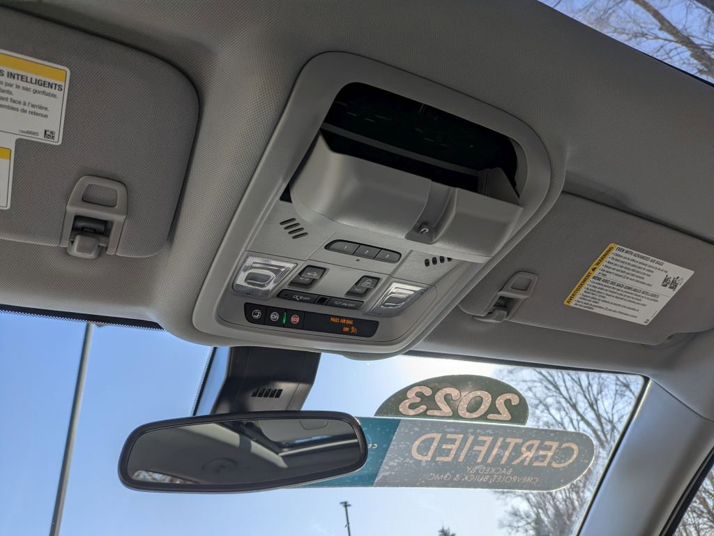 Used 2023 GMC Terrain AT4 image 24