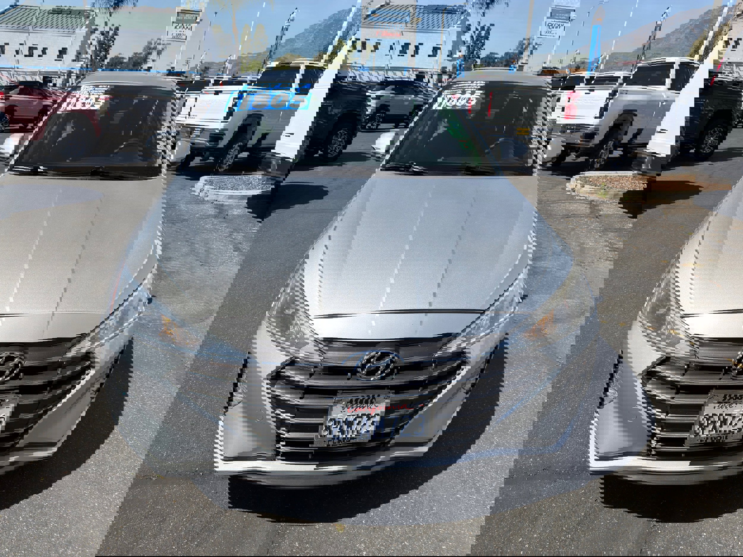 Used 2019 Hyundai Elantra SEL image 3