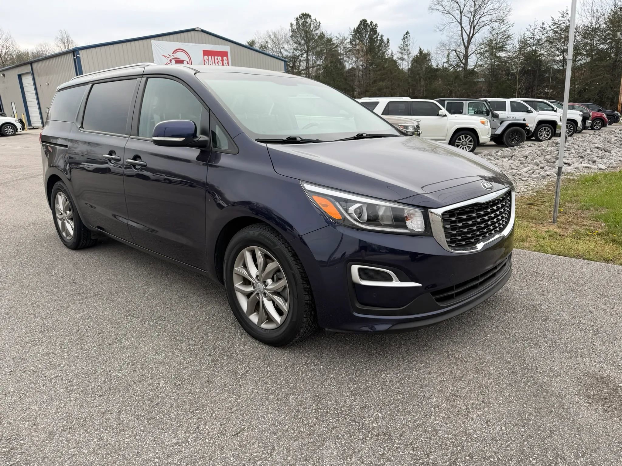 Used 2019 Kia Sedona EX image 8