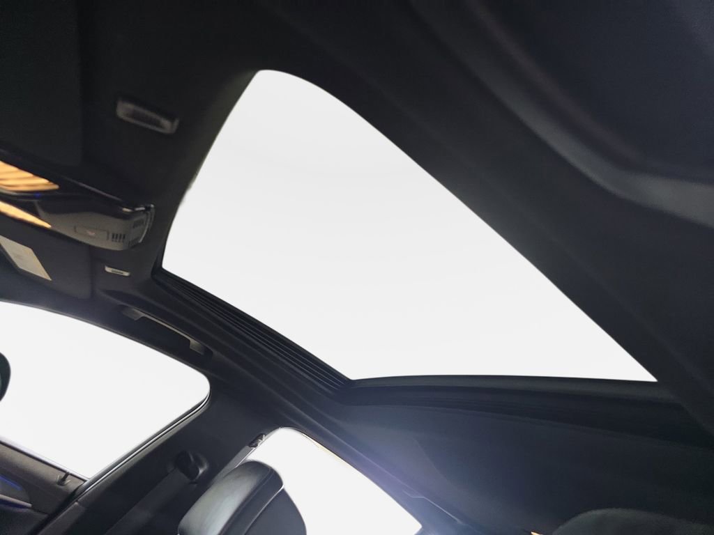 Used 2022 BMW M550i xDrive w/ Dynamic Handling Package AWD/4WD image 28