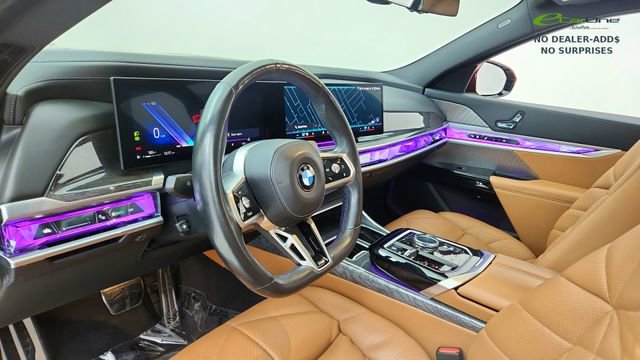 Used 2023 BMW 740i image 18