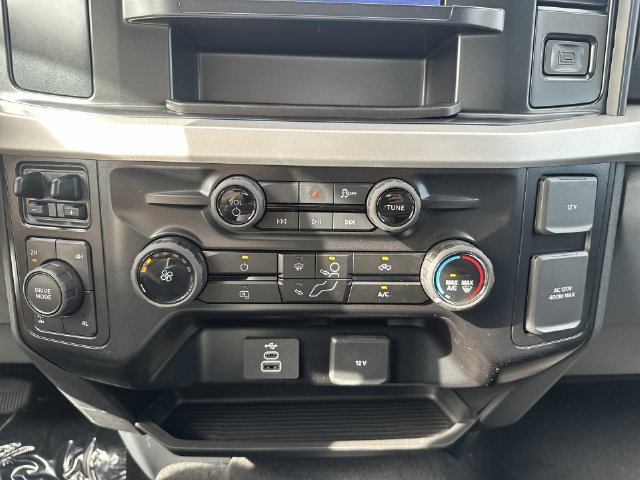 New 2027 Ford F350 XLT w/ FX4 Off-Road Package AWD/4WD image 19