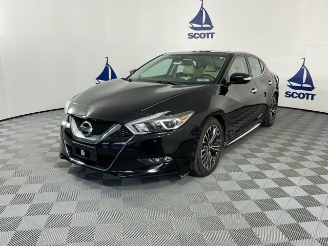 Used 2017 Nissan Maxima Platinum w/ Medallion Package FWD image 3