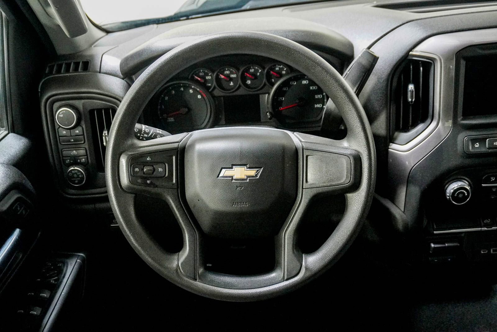 Used 2022 Chevrolet Silverado 2500 Custom w/ Custom Value Package AWD/4WD image 20