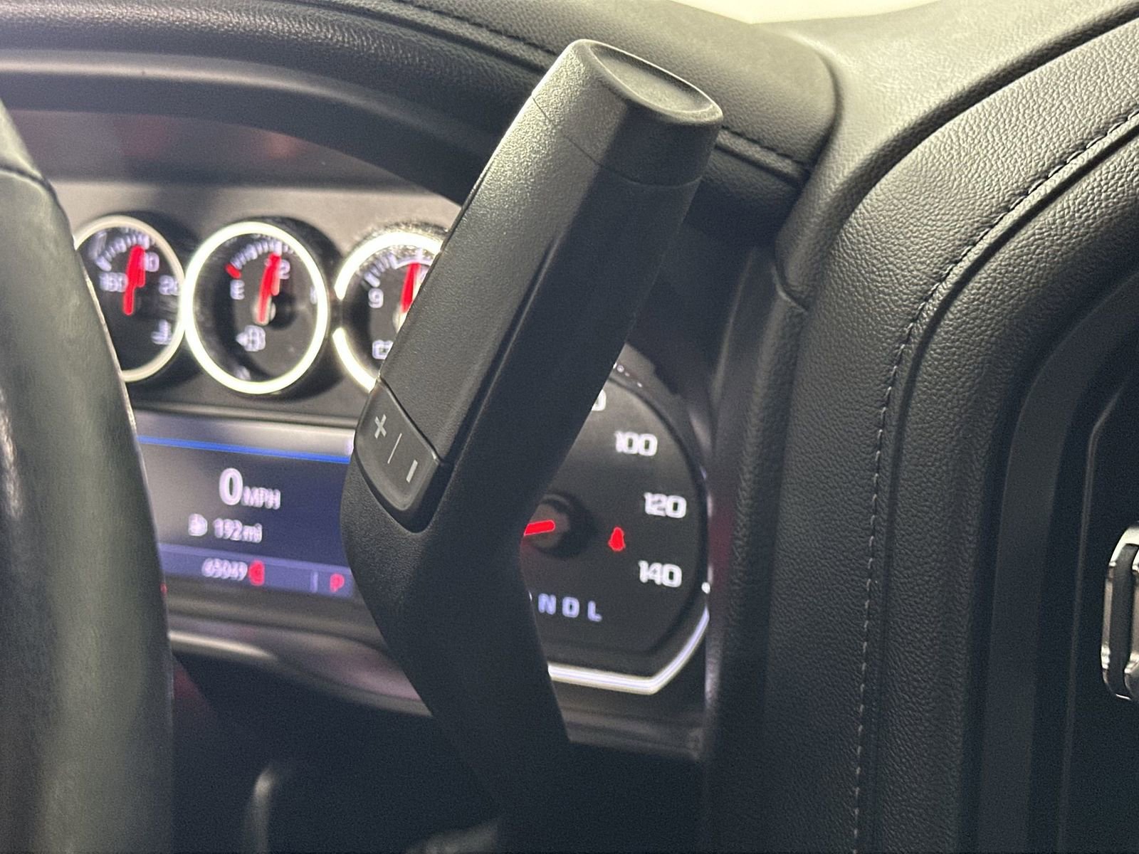 Used 2020 Chevrolet Silverado 1500 LTZ image 24