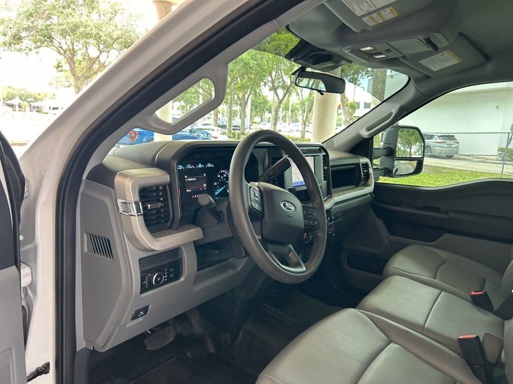 Used 2025 Ford F350 XL w/ XL Driver Assist Package AWD/4WD image 6