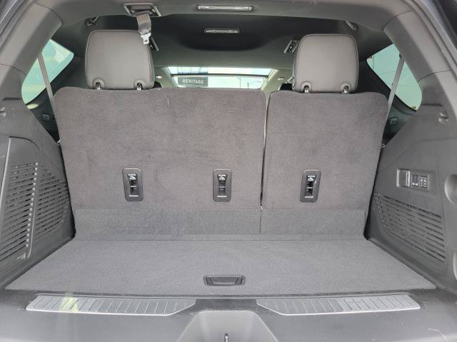 Used 2024 Chevrolet Tahoe Z71 w/ Luxury Package AWD/4WD image 30