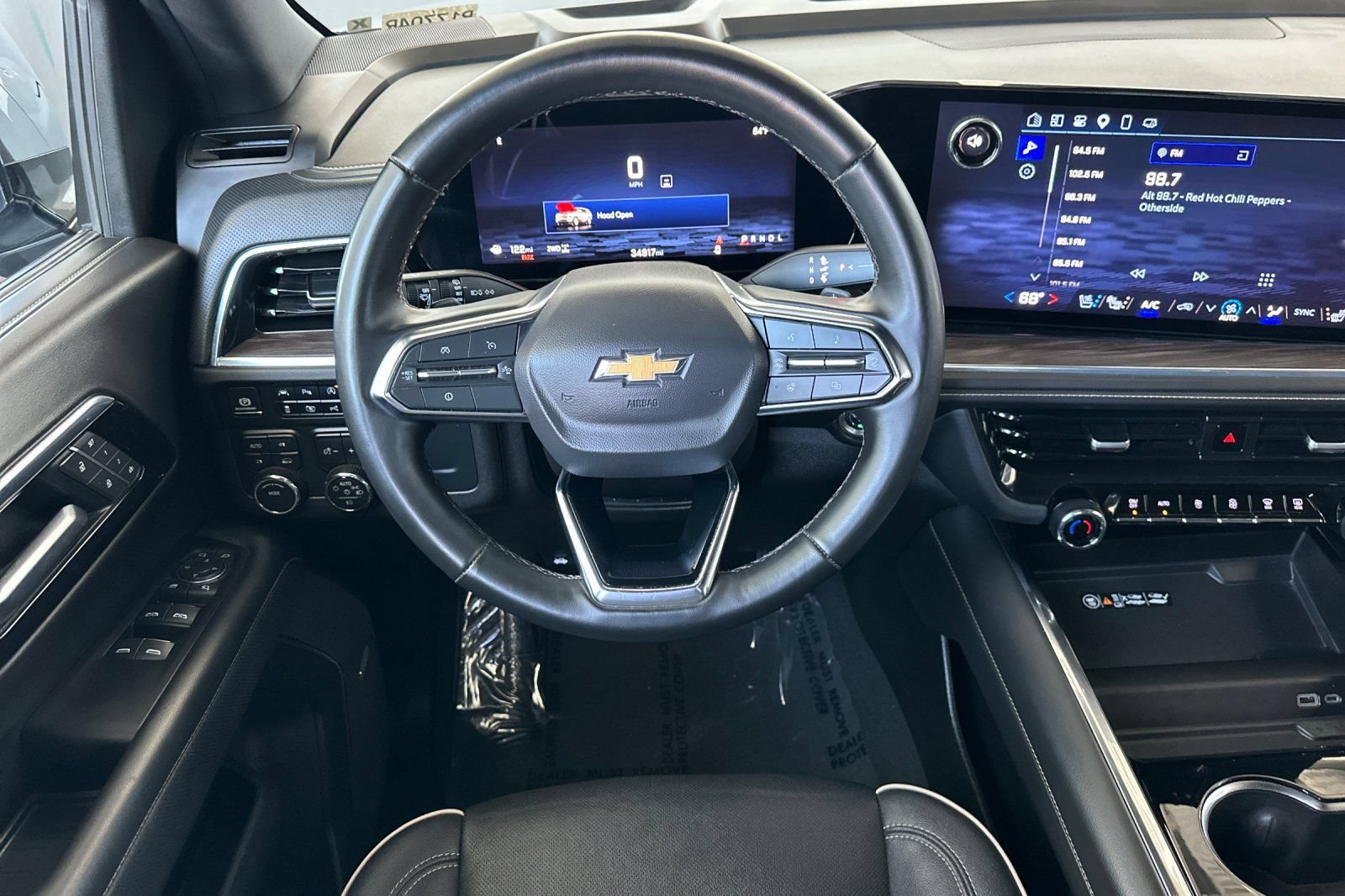Certified 2025 Chevrolet Tahoe Premier AWD/4WD image 17