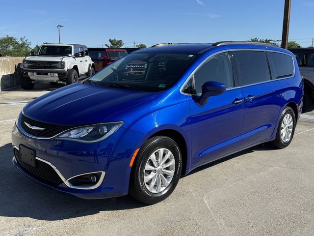 Used 2019 Chrysler Pacifica Touring Plus FWD image 11