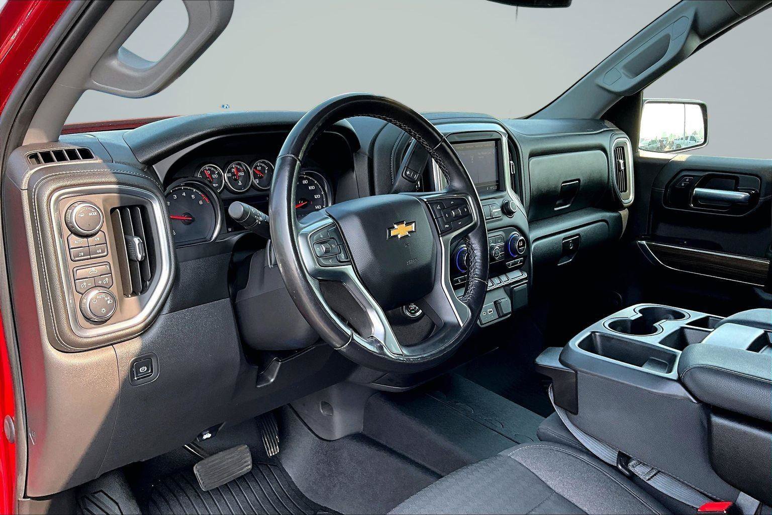 Used 2021 Chevrolet Silverado 1500 LT AWD/4WD image 14