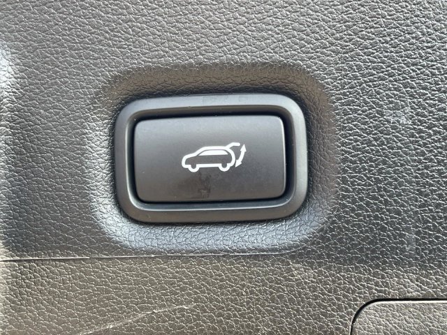 Used 2023 Hyundai Santa Fe SEL AWD/4WD image 13
