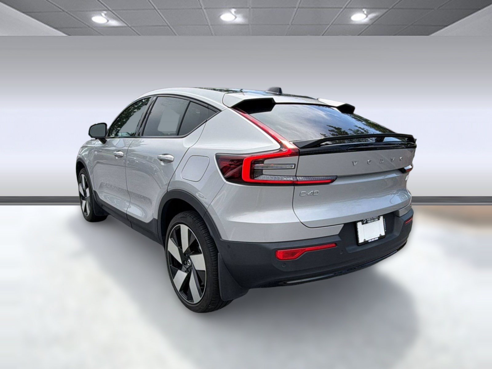 Certified 2023 Volvo C40 P8 Recharge Ultimate AWD/4WD image 3