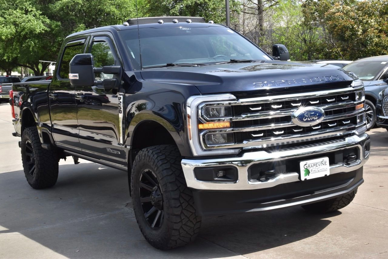 Used 2025 Ford F250 Lariat image 4