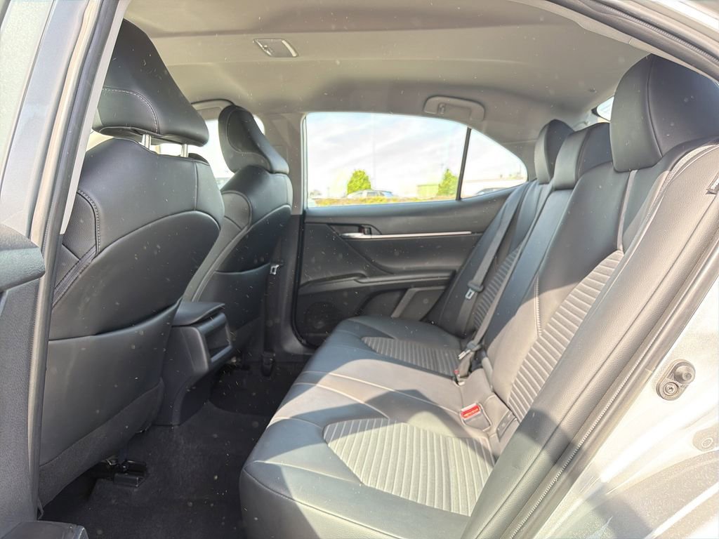 Used 2024 Toyota Camry SE image 13