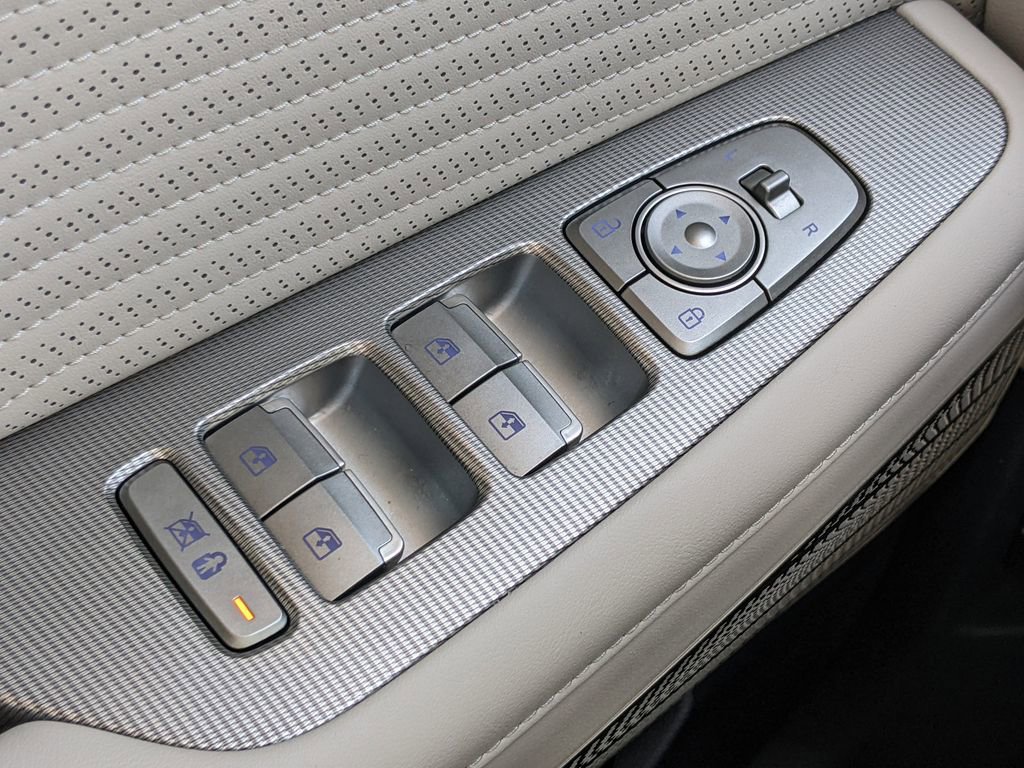 Used 2024 Hyundai Palisade Calligraphy image 20