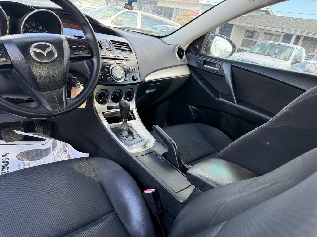 Used 2014 MAZDA MAZDA3 i Sport FWD image 22