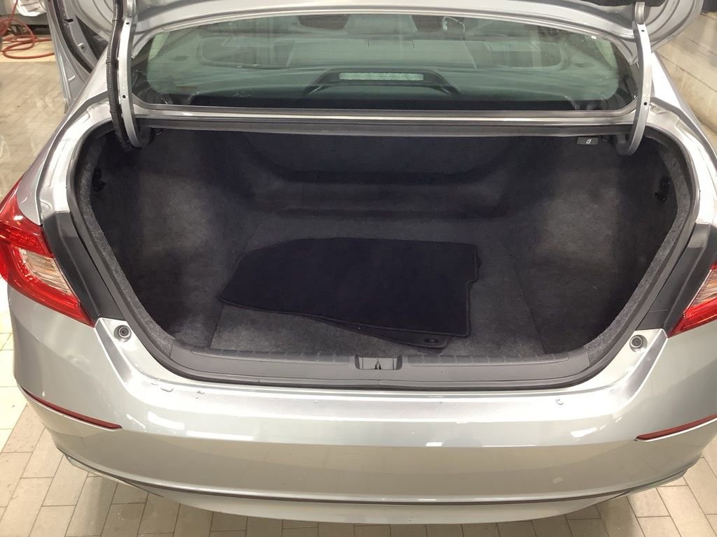 Used 2022 Honda Accord LX image 24