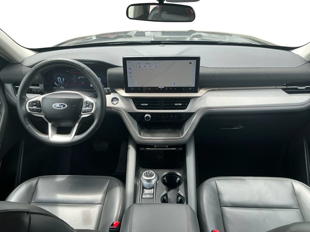 Used 2025 Ford Explorer Active w/ Active Comfort Package AWD/4WD image 17