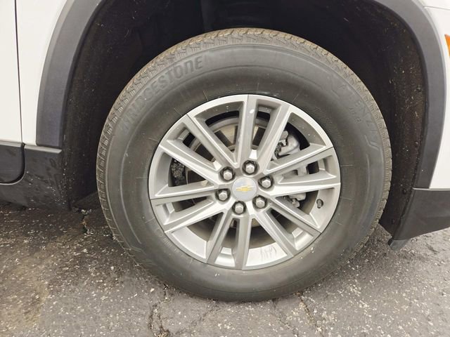 Used 2023 Chevrolet Traverse LT image 15