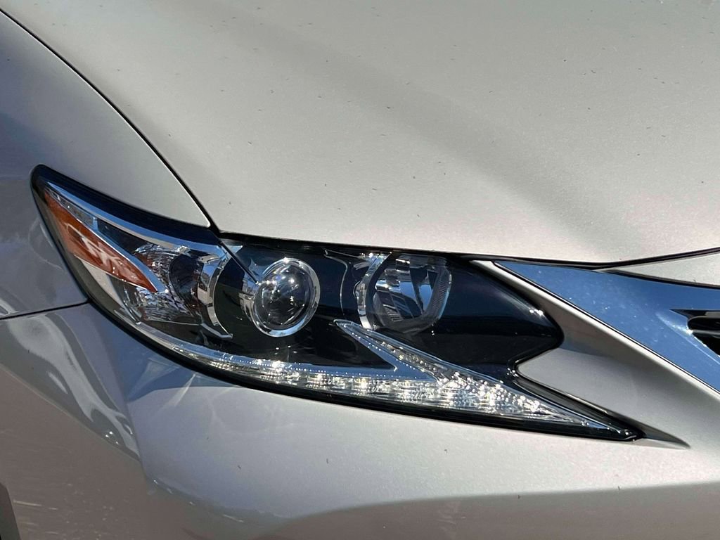 Used 2017 Lexus ES 350 w/ Navigation System Package image 8