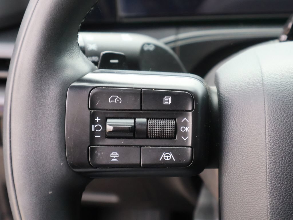 Used 2025 Hyundai Santa Fe Calligraphy FWD image 30