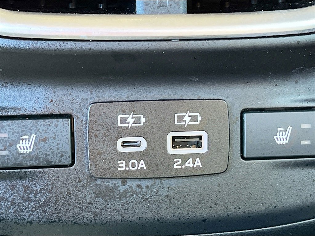 Used 2024 Subaru Legacy Limited image 28