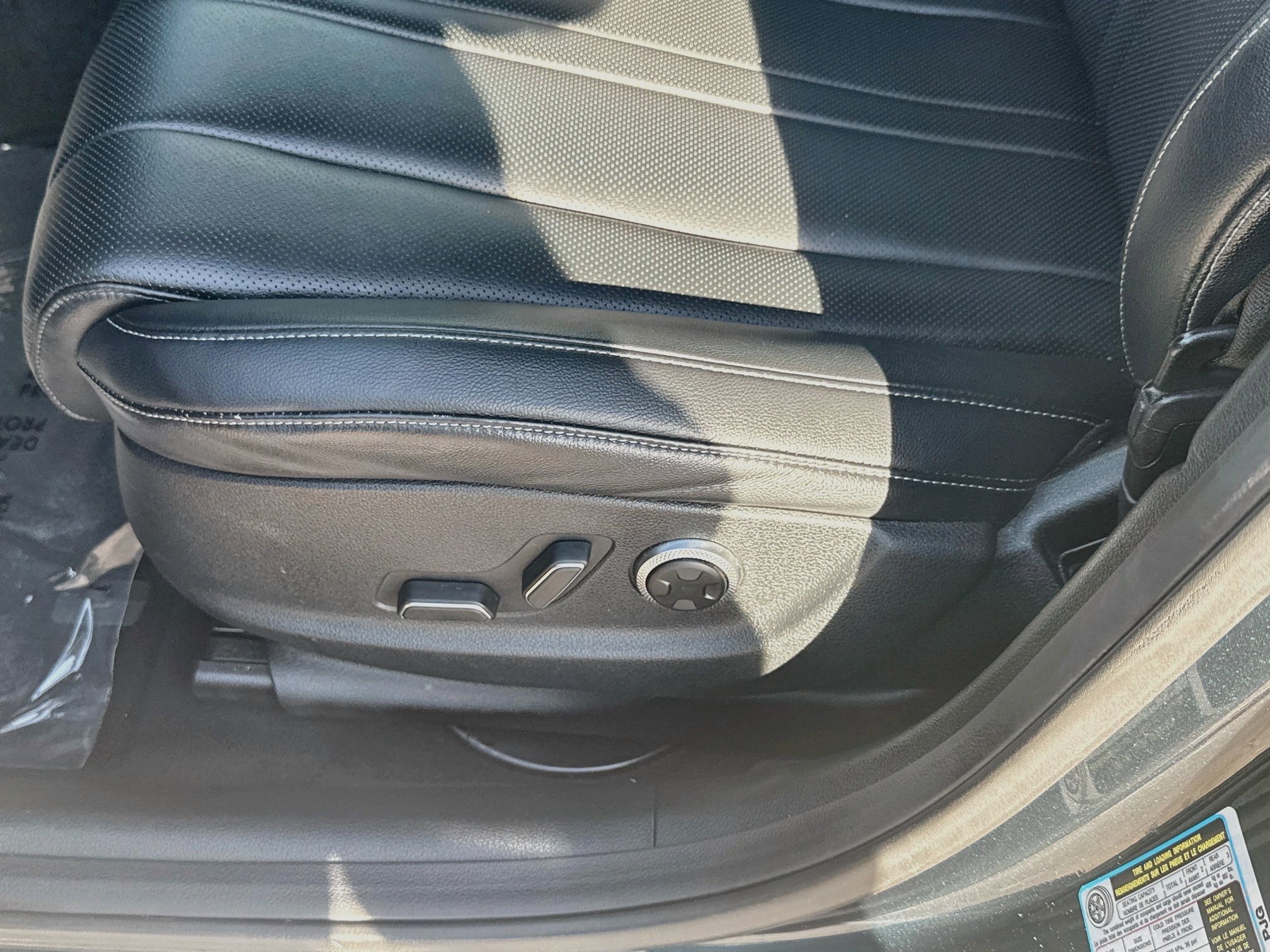 Used 2021 Genesis G80 2.5T RWD image 18