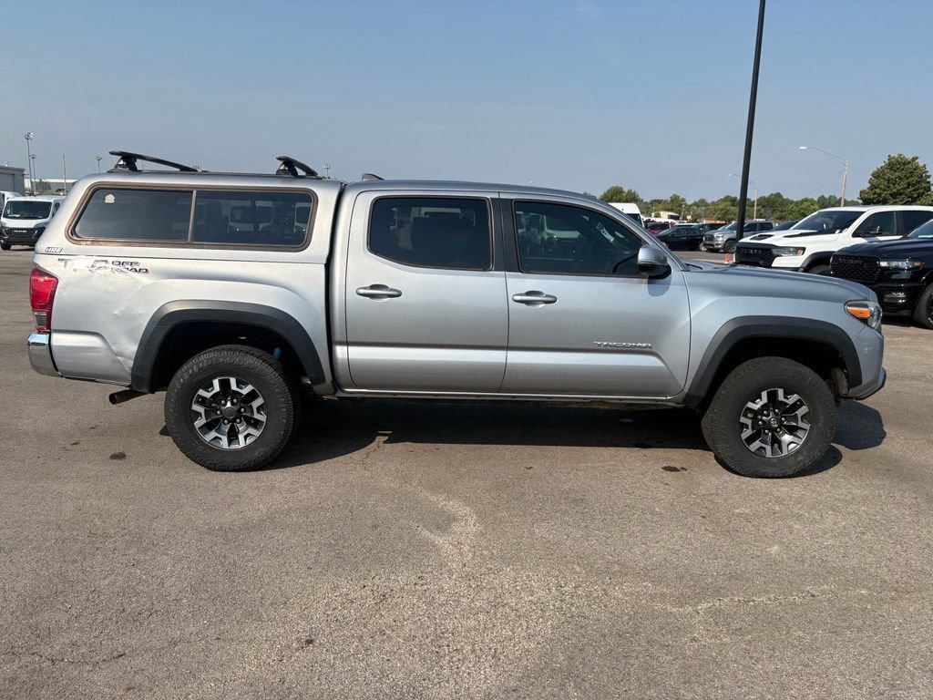 Used 2017 Toyota Tacoma TRD Off-Road w/ Tow Package RWD image 8