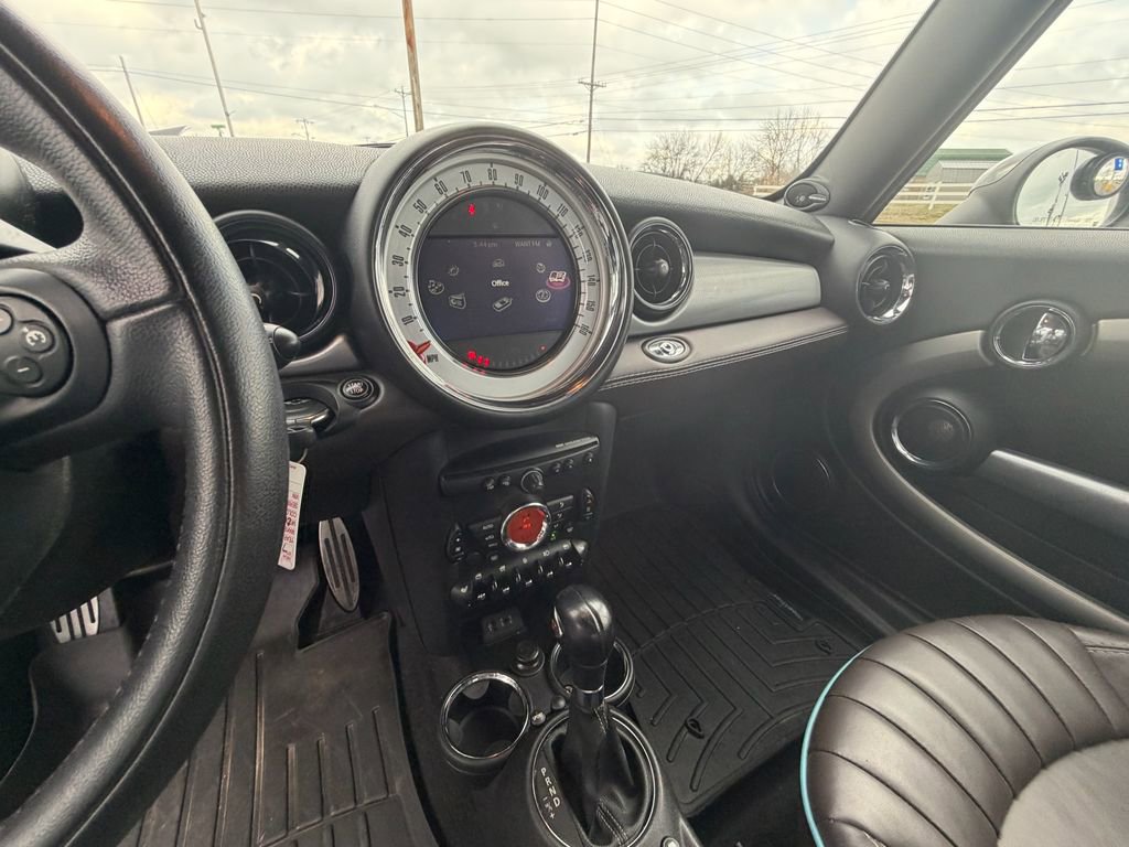 Used 2014 MINI Cooper S image 14