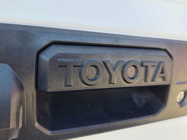 Used 2016 Toyota Tundra SR5 image 14