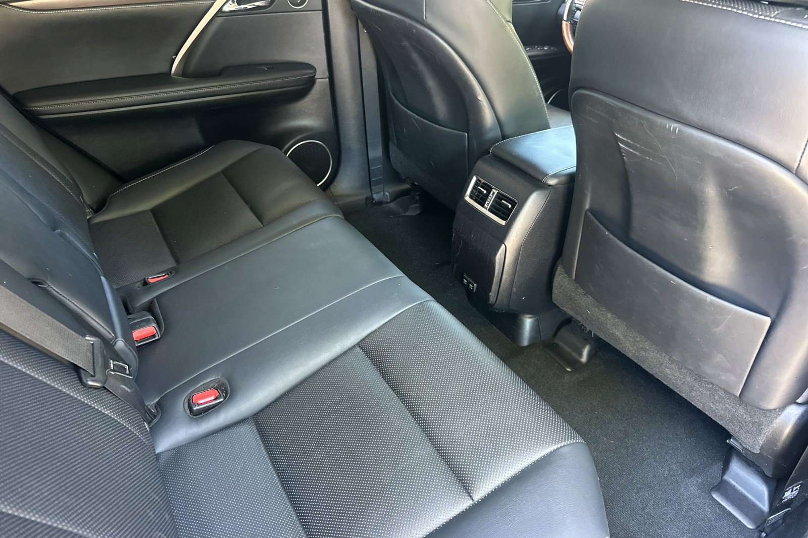 Used 2020 Lexus RX 450h AWD w/ Premium Package image 33