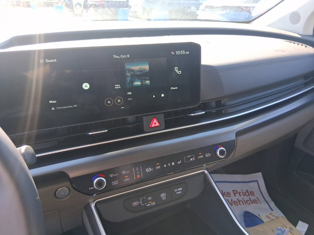 Certified 2026 Kia Carnival FWD image 14
