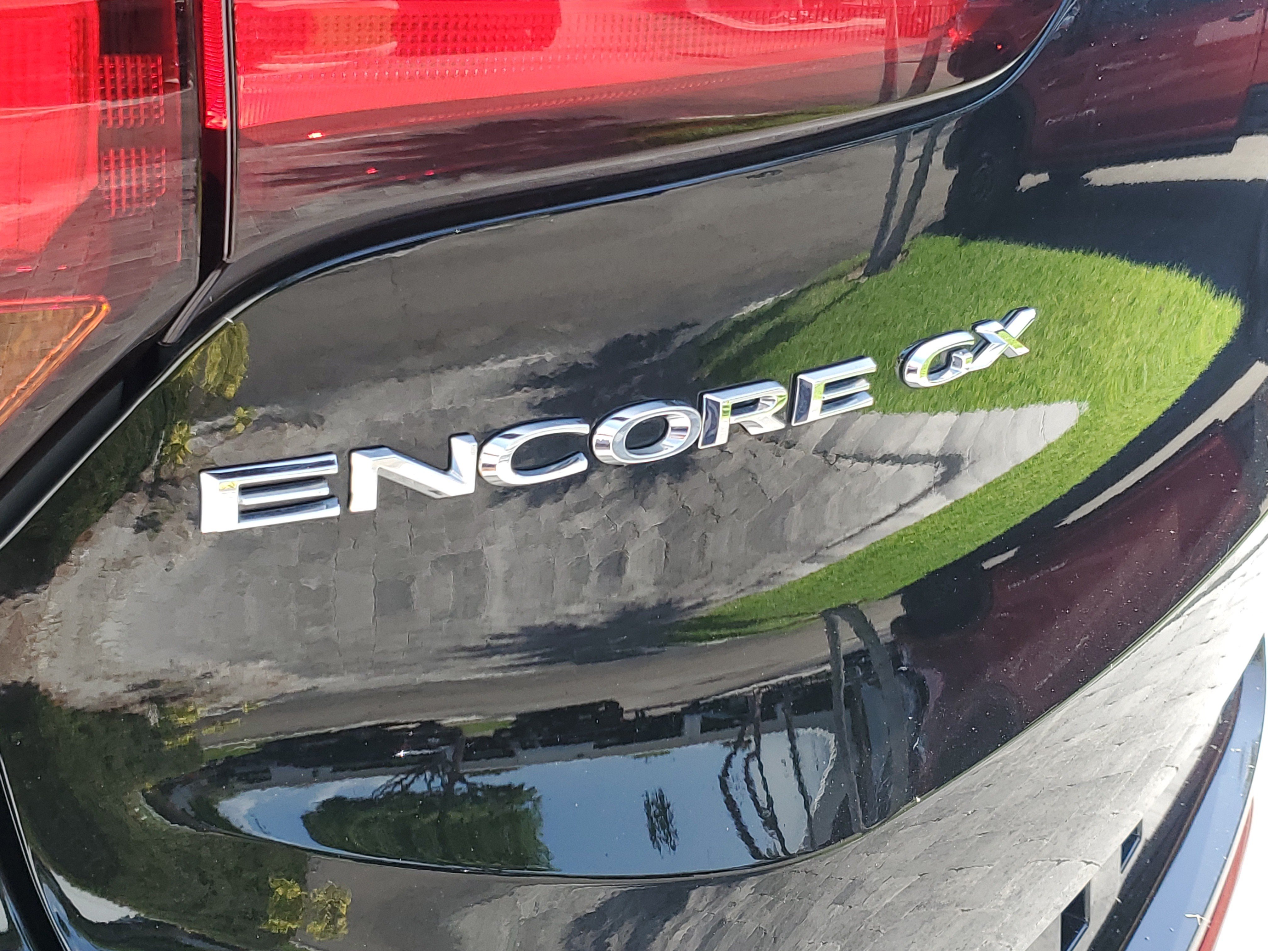 Certified 2023 Buick Encore GX Select w/ Sport Touring Package FWD image 8