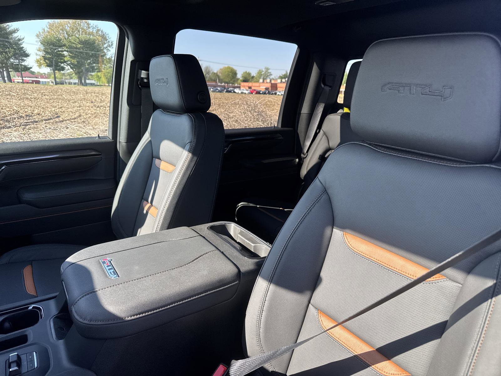 New 2026 GMC Sierra 2500 AT4 w/ AT4 Premium Plus Package AWD/4WD image 10