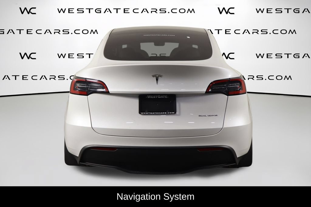 Used 2023 Tesla Model Y Long Range AWD/4WD image 4