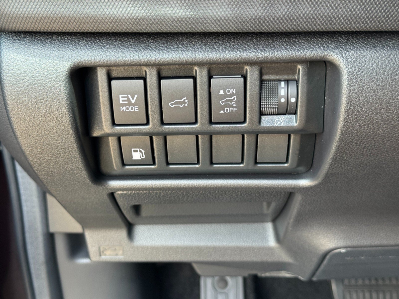 Used 2026 Subaru Forester Premium AWD/4WD image 18