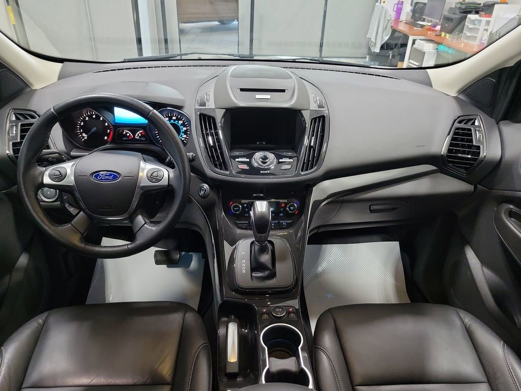 Used 2016 Ford Escape Titanium w/ Equipment Group 301A FWD video 3