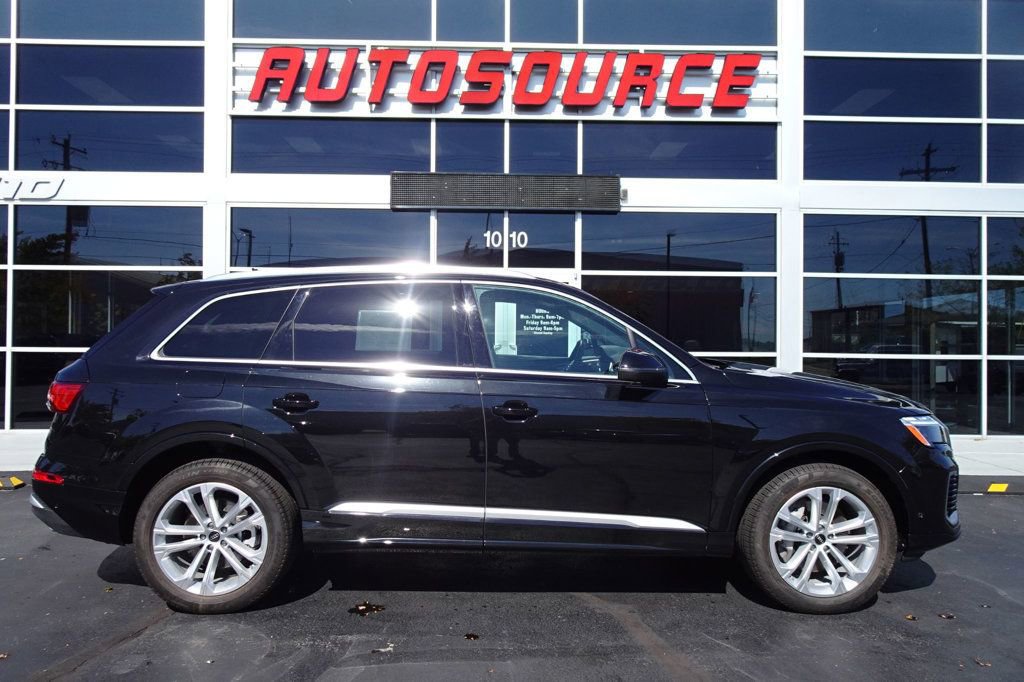 Used 2025 Audi Q7 3.0T Premium Plus
