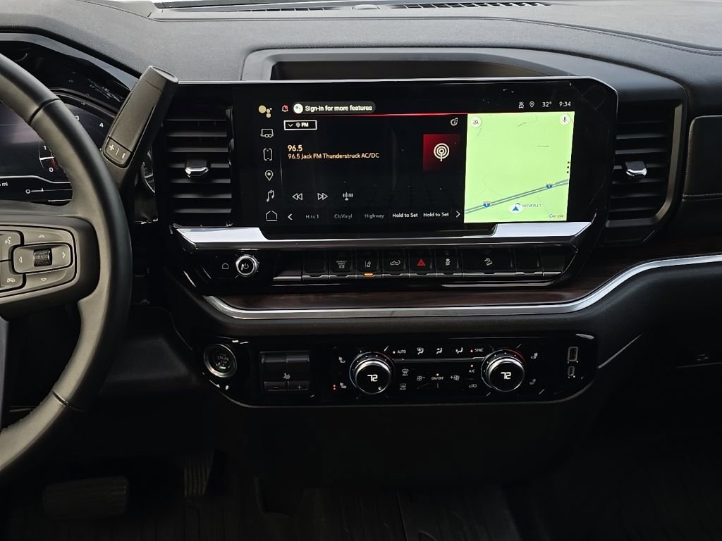 Used 2025 GMC Sierra 3500 SLT w/ X31 Off-Road Package image 13