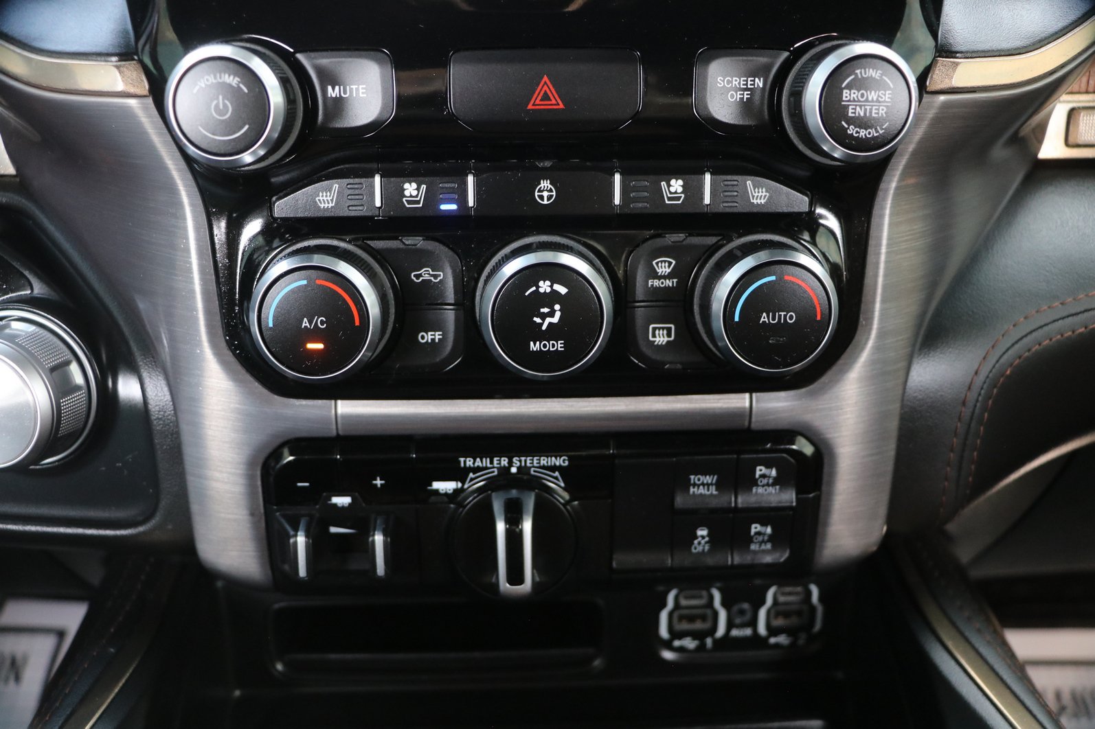Used 2022 RAM 1500 Limited w/ Trailer Tow Group (B) AWD/4WD image 22