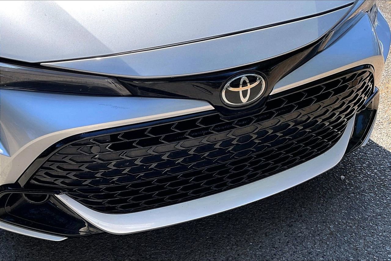 Used 2024 Toyota Corolla SE image 30