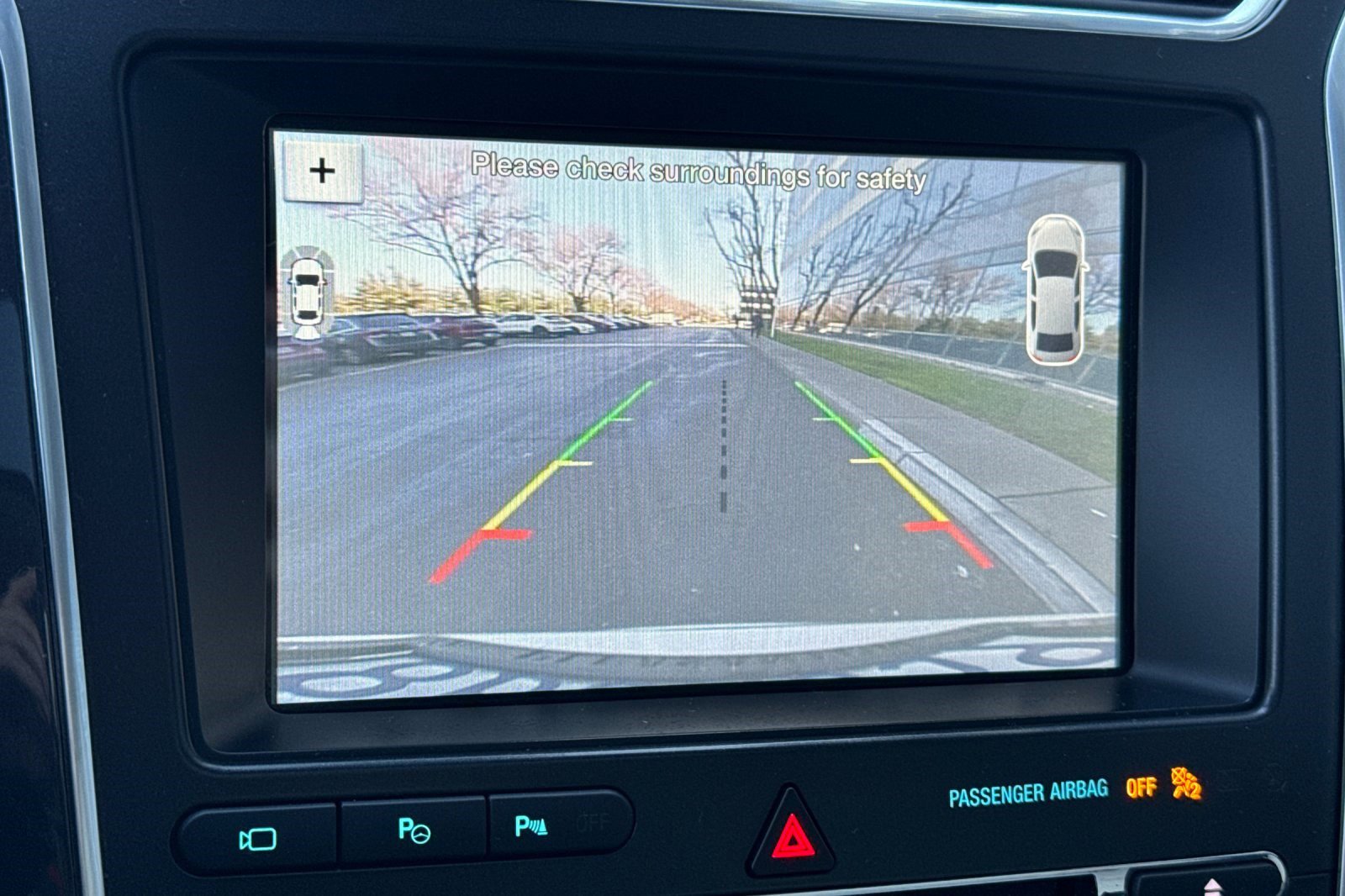 Used 2017 Ford Explorer Platinum image 26